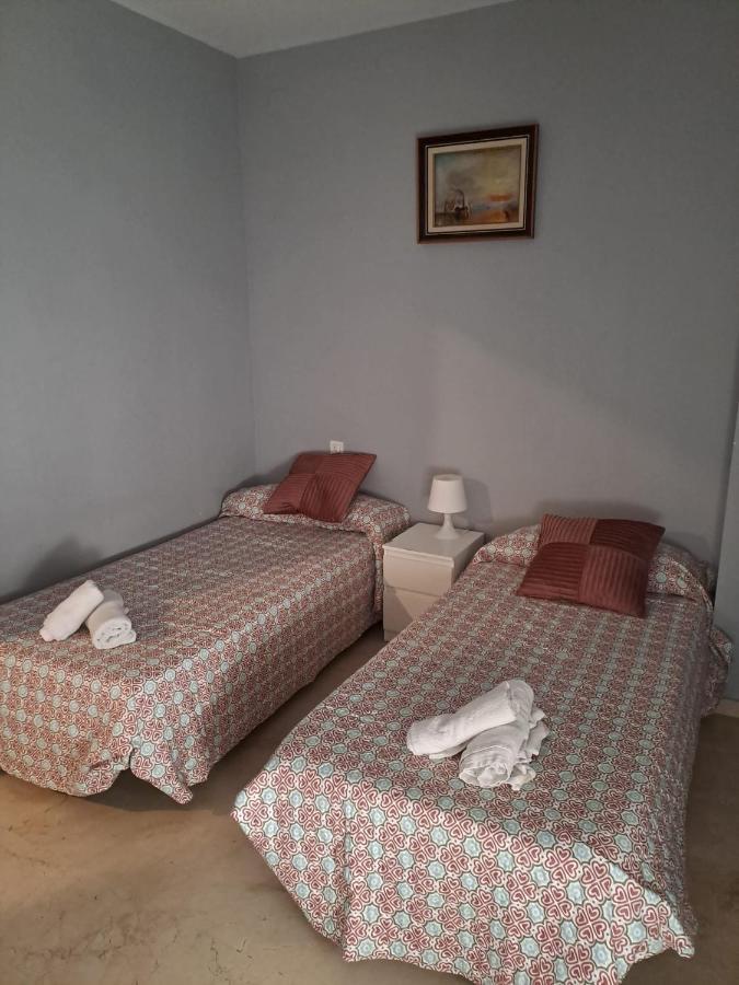 Apartamento Entero En Los Jardines De Murillo Sevilha Exterior foto