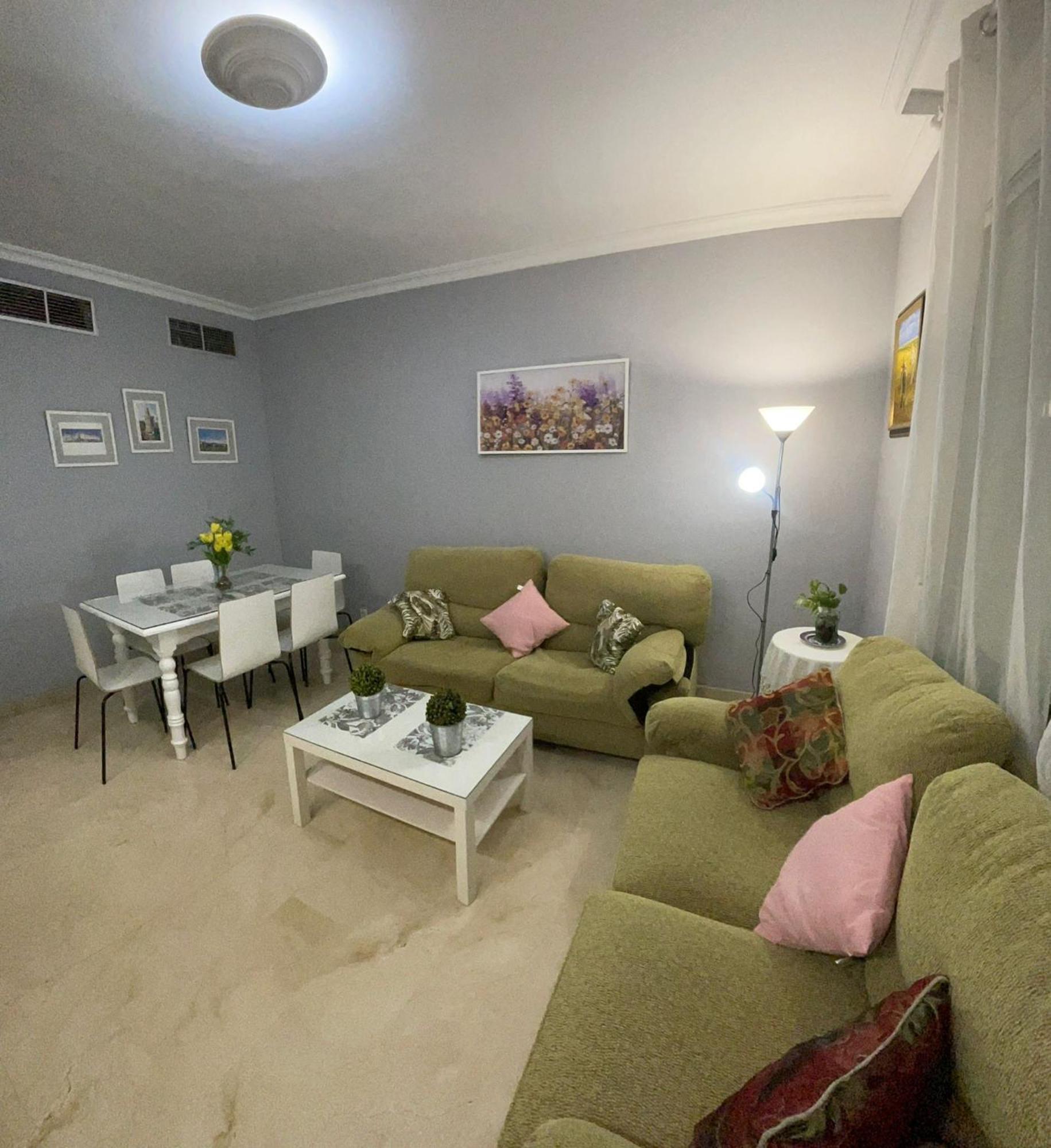 Apartamento Entero En Los Jardines De Murillo Sevilha Exterior foto