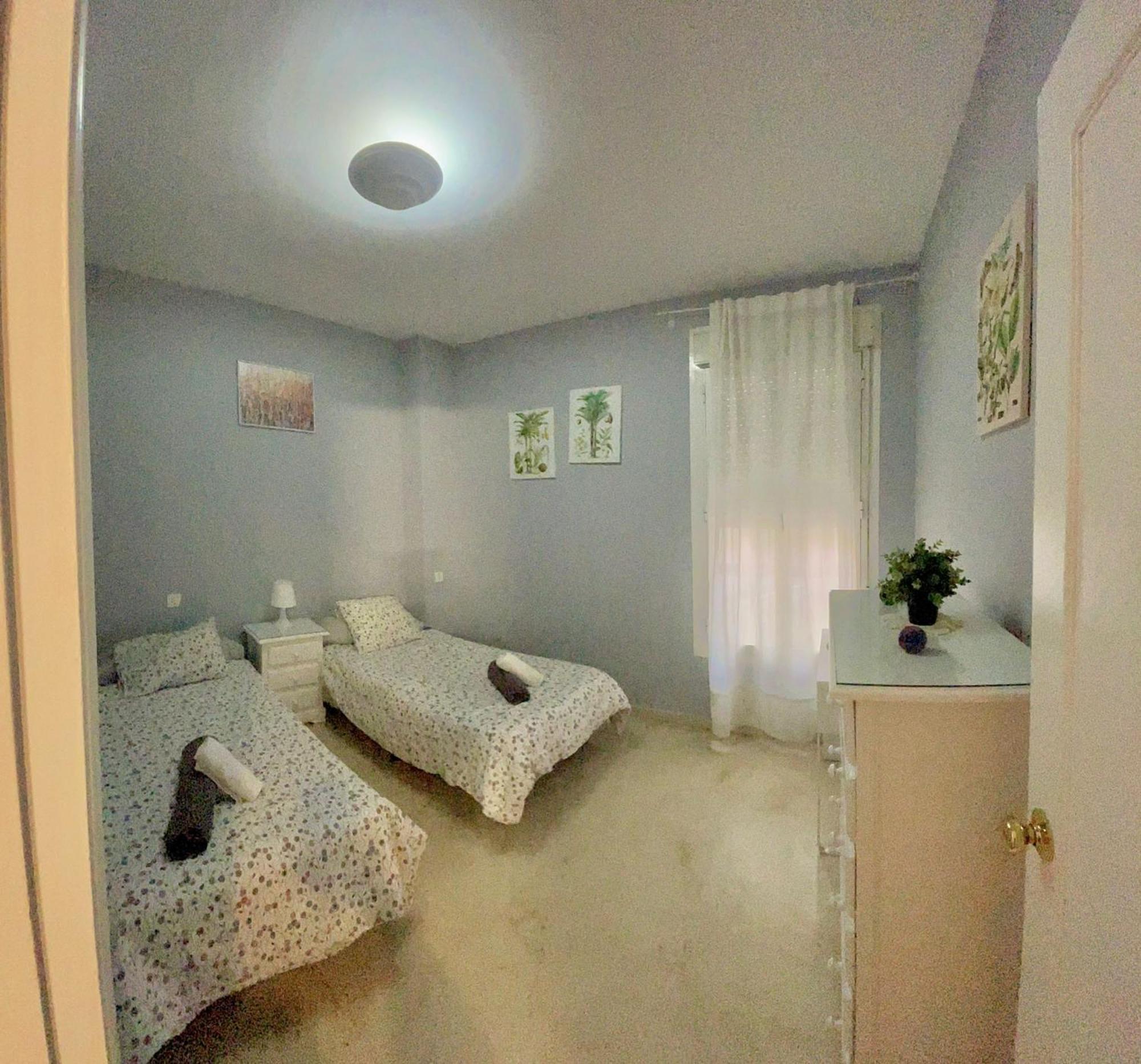 Apartamento Entero En Los Jardines De Murillo Sevilha Exterior foto